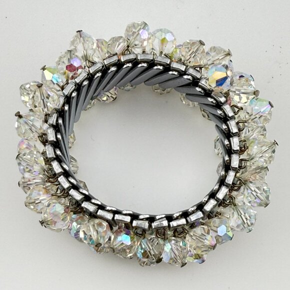 Vintage 1950s Aurora Borealis Crystal Cha-Cha Bracelet – Mid-Century Glamour - Picture 4 of 8